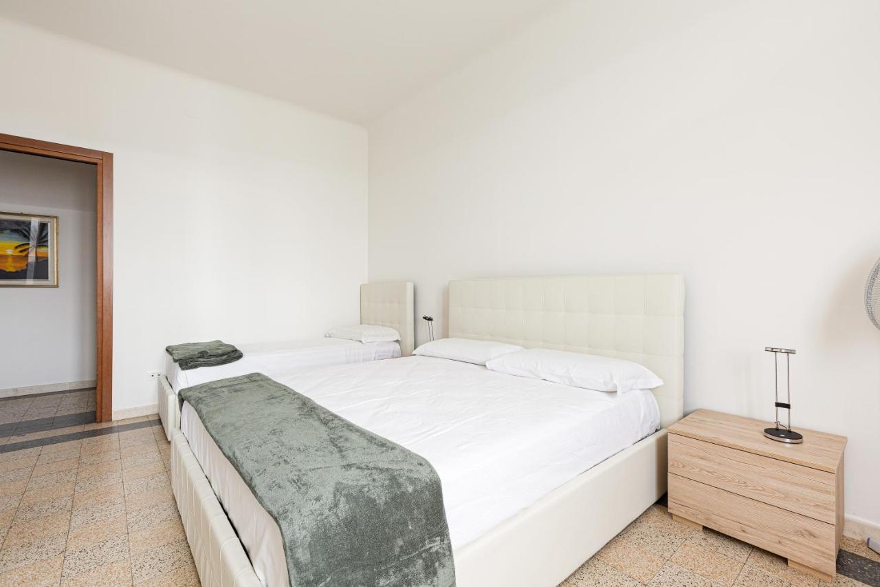 Milano Ca' Granda Bright Apartment Bagian luar foto